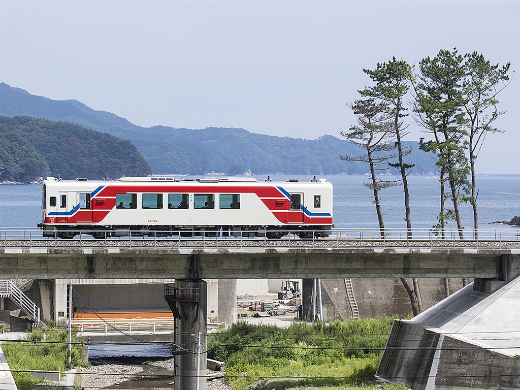 価格 Com 三陸鉄道南リアス線 オリンパス Olympus Om D E M1 ボディ Bahnenさん のクチコミ掲示板投稿画像 写真 秋葉原で触ってきました