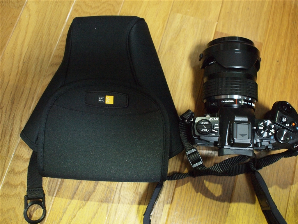 価格.com - 『DigitalSupply 一眼レフカメラ カバー ケースL』オリンパス OLYMPUS OM-D E-M1 12