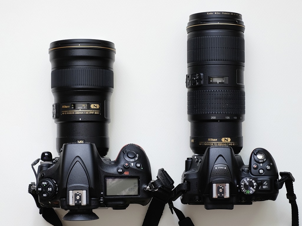 価格.com - 『左：AF-S 300mmF4E、右：AF-S 70-200mmF4G』ニコン AF-S