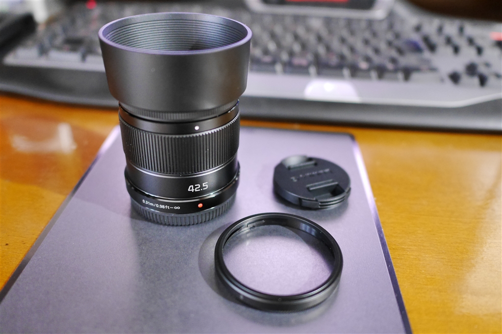 ほぼ新品 LUMIX G 42.5mm f1.7 シルバー 保証期間内+inforsante.fr