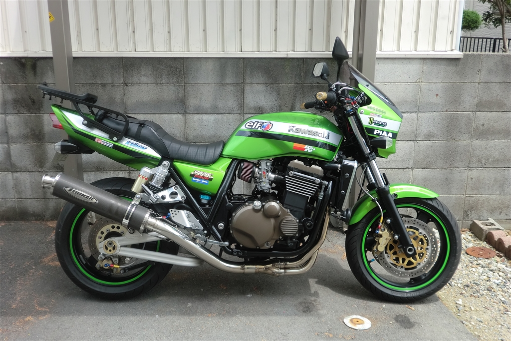 価格.com - 『逆車 ZRX1200R「改」』カワサキ ZRX1200 DAEG マジ困ってます。さん  のクチコミ掲示板投稿画像・写真「15年振りのバイク選びに、ダエグは？」[2330818]