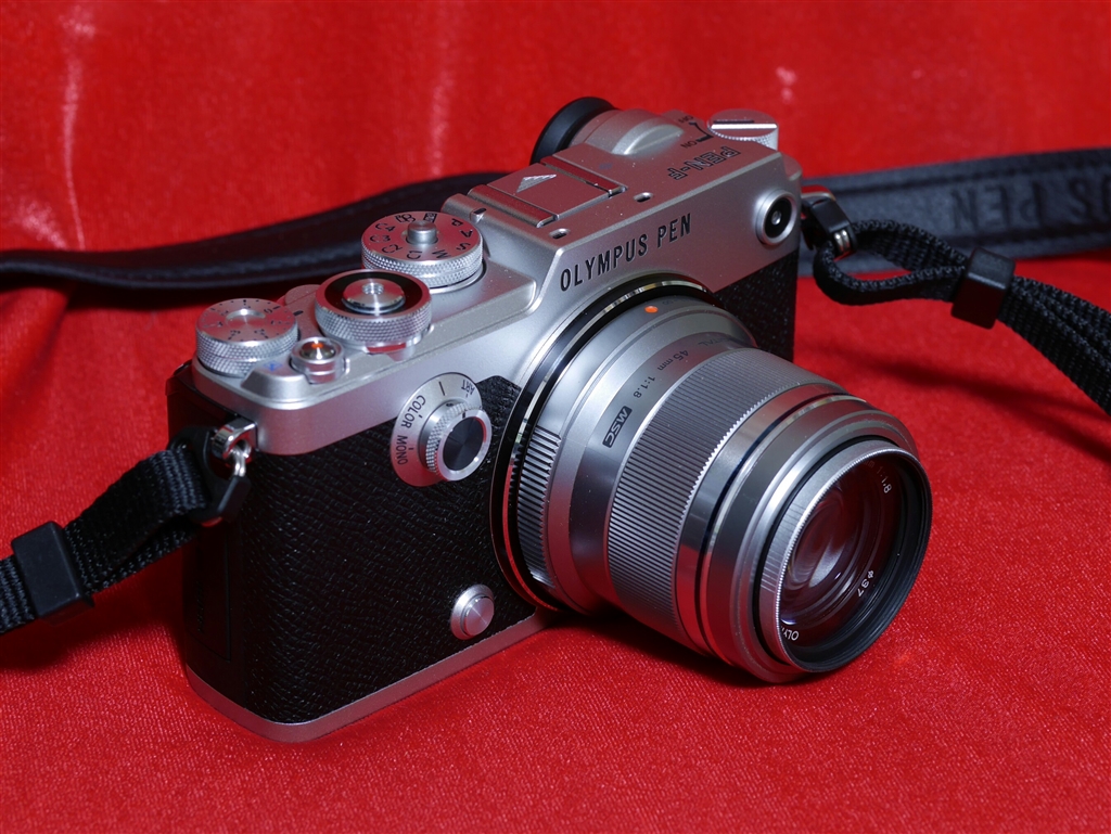 価格.com - 『オリ45mm/F1.8』オリンパス OLYMPUS PEN-F ボディ にゃ