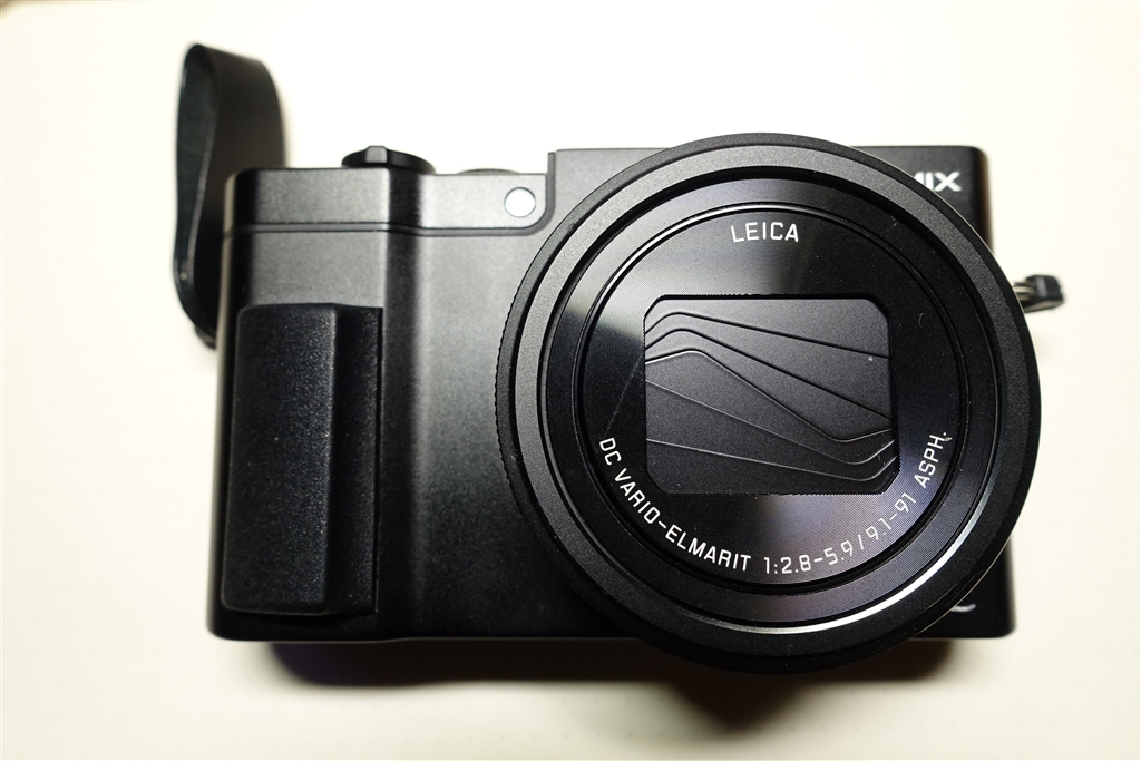 価格 Com ハクバ だったと思う グリップ貼り付け 2mmくらいカット パナソニック Lumix Dmc Tx1 うっしーーさん のクチコミ掲示板投稿画像 写真 三角環