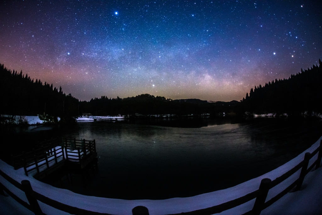 価格.com - 『ソフトフィルターあり15mm 魚眼』シグマ 15mm F2.8 EX