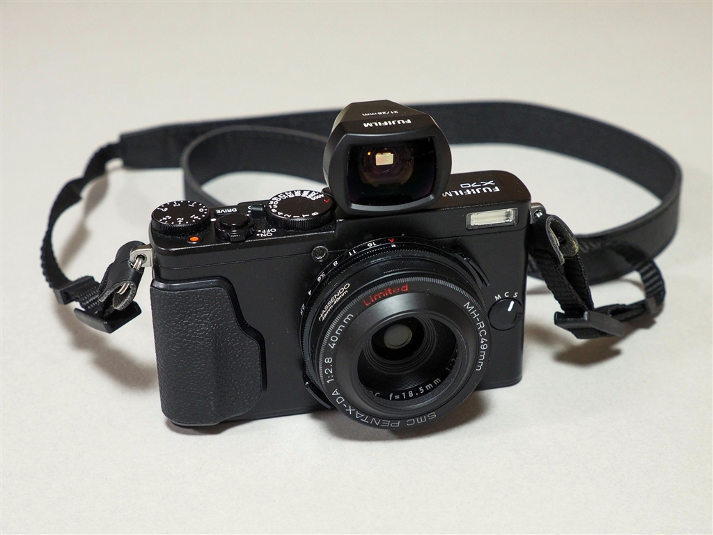 富士フイルム - 【 KUDA】FUJIFILM X70 富士フイルム　おまけ付 FUJIFILM Digital Camera X70 Silver X70-S Fujinon 28mm f/2.8