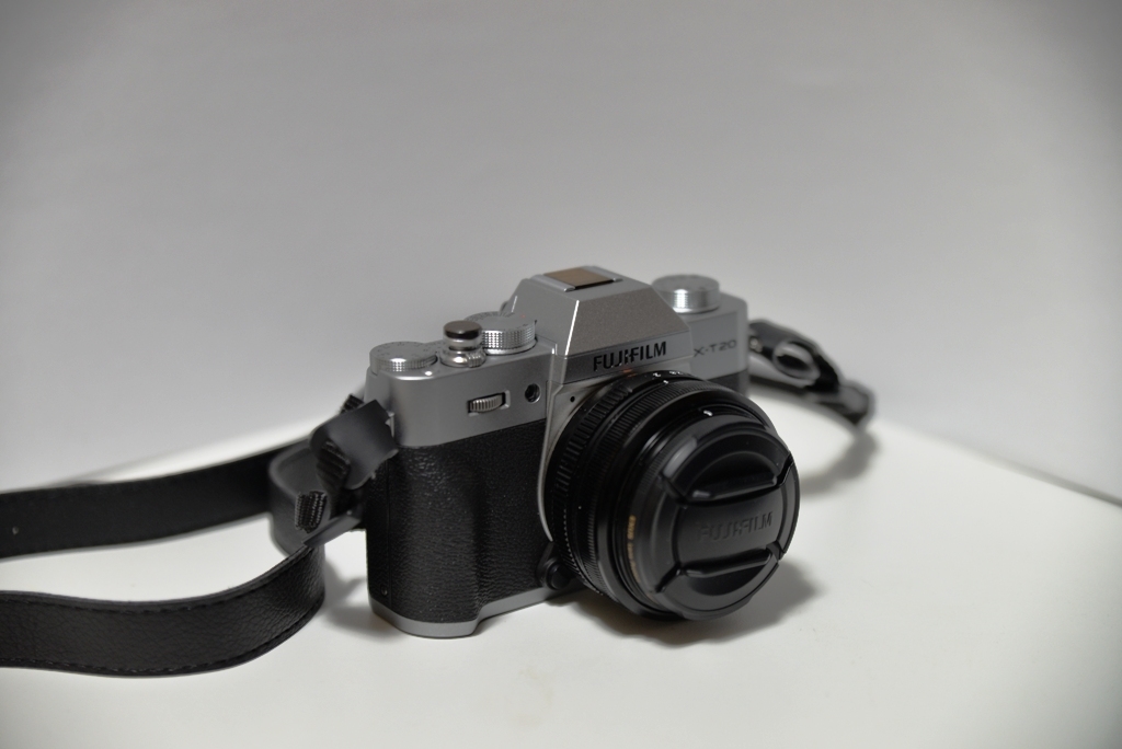 価格.com - 『X-T20+XF18mmF2』富士フイルム FUJIFILM X-T20 レンズ