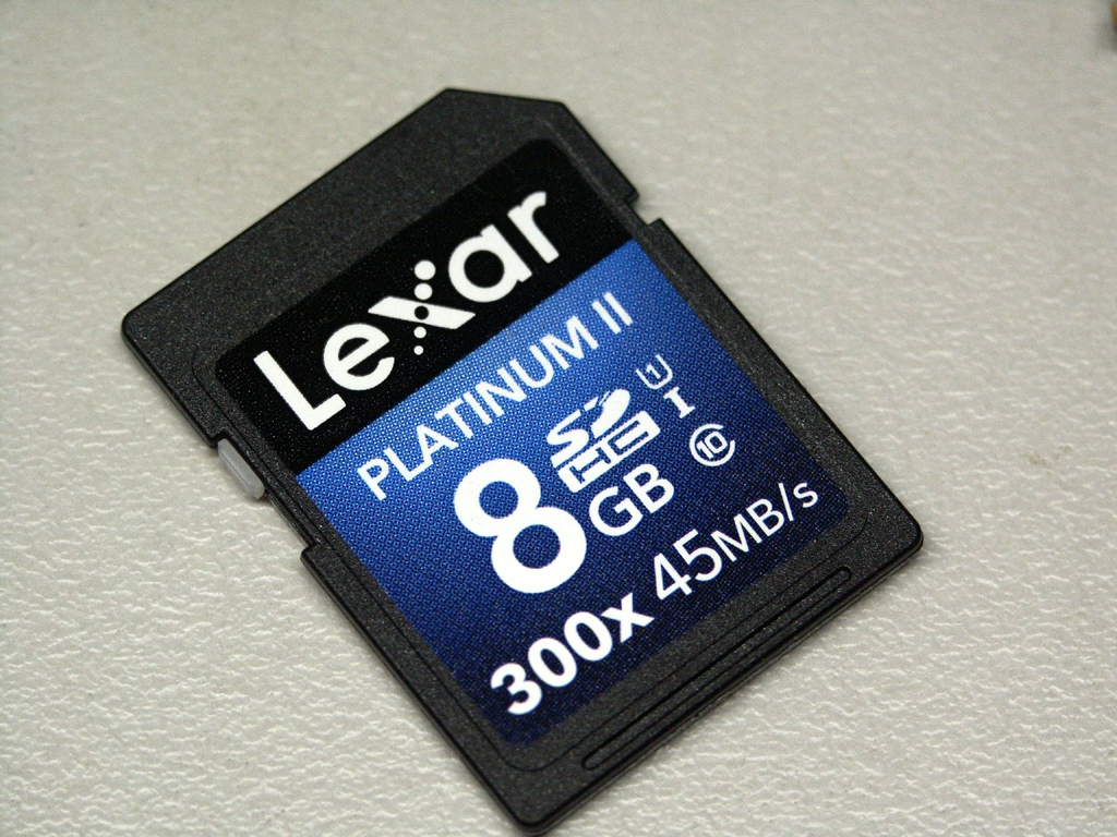 Lexar LSD8GBBBJP300 [8GB]  うさらネットさんのクチコミ掲示板画像1/1