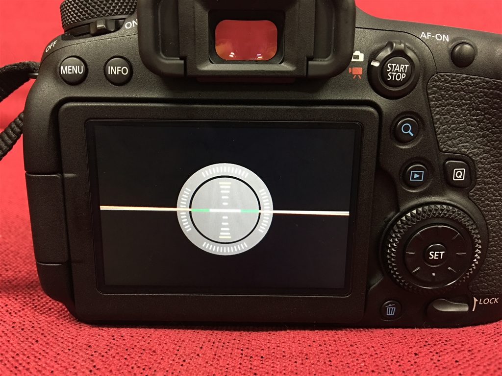 価格 Com １ Infoボタンで水準器表示 設定時 Canon Eos 6d Mark Ii Ef24 105 Is Stm レンズキット Nack Sさん のクチコミ掲示板投稿画像 写真 80dでは出来なかった便利な機能 2822685