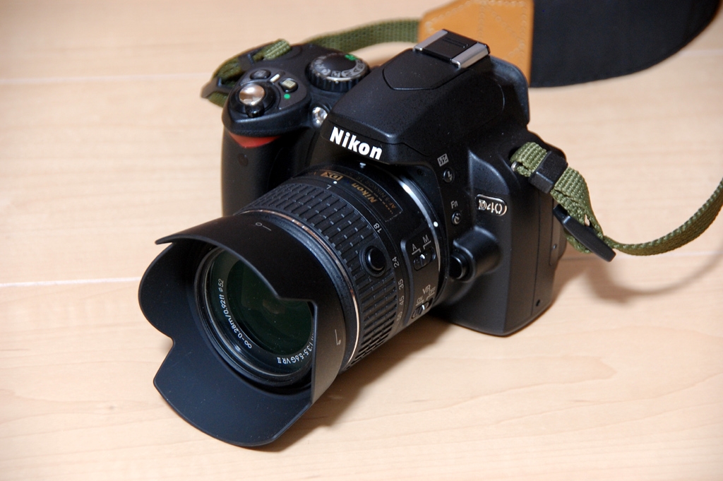 Nikon D40 レンズ18-55mm f/3.5-5.6 GII-
