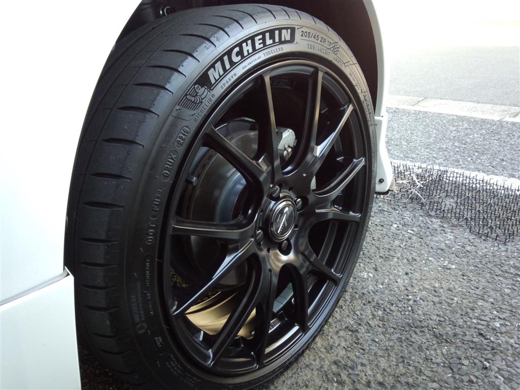 価格.com - 『２０１６年ドイツ製』MICHELIN Pilot Sport 4 205/45ZR17