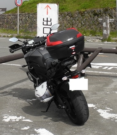 正規品）GIVI トレーサー900・MT-09トレーサー キャリア・サポート