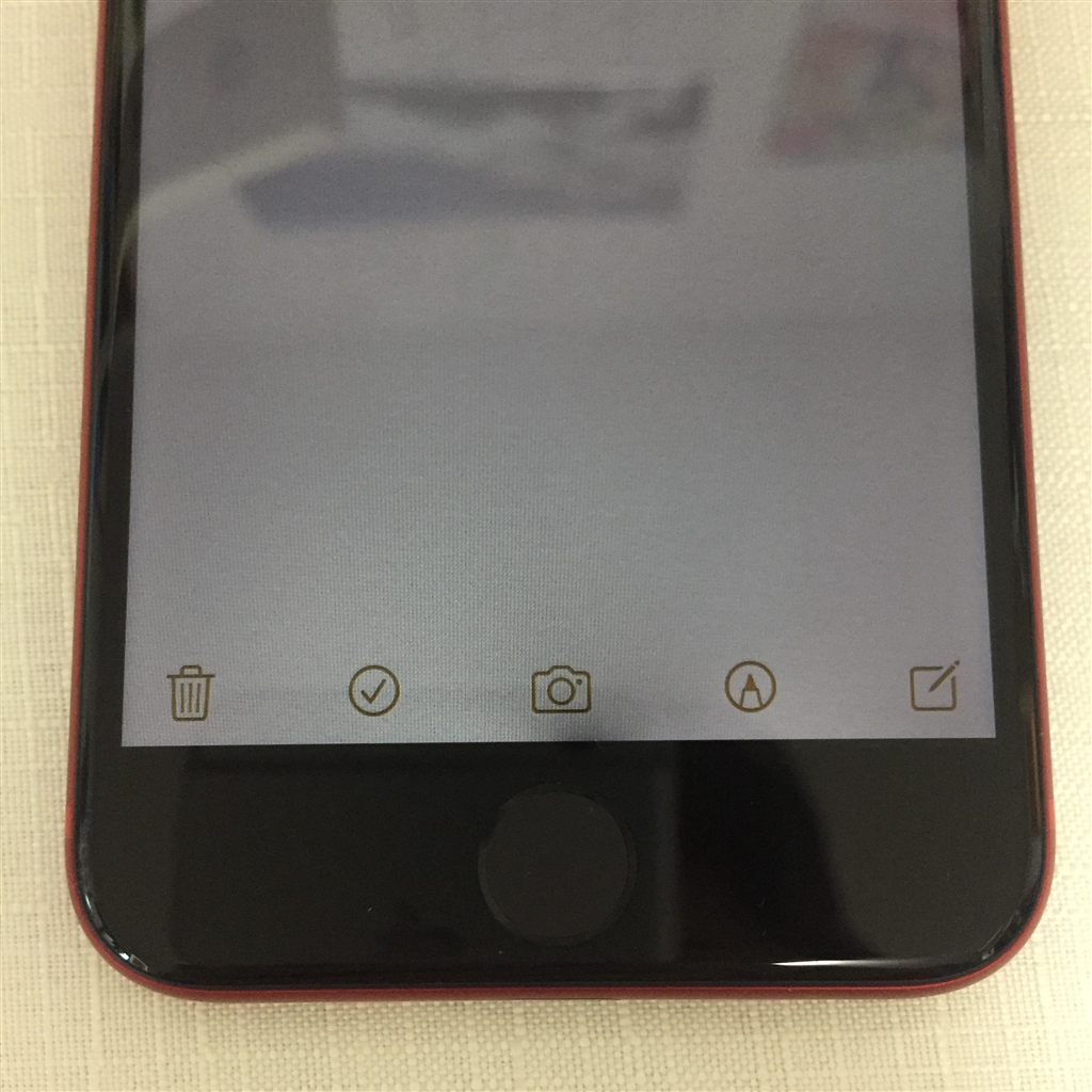 価格.com - Apple iPhone SE (第2世代) 256GB SIMフリー Accord-Kさん のクチコミ掲示板投稿画像・写真「液晶初期不良？」[3376170]
