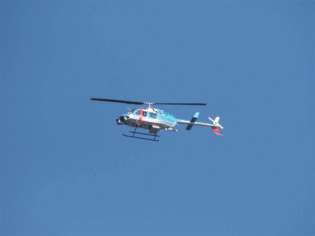 価格 Com 神奈川県警察ヘリコプターかもめ オリンパス M Zuiko Digital Ed 100 400mm F5 0 6 3 Is モモくっきいさん のクチコミ掲示板投稿画像 写真 購入を迷っています
