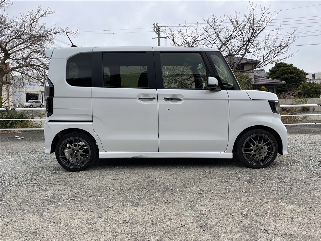 価格.com - 『165/45R16 ノーマル車高』ホンダ N-BOX カスタム 2017年 