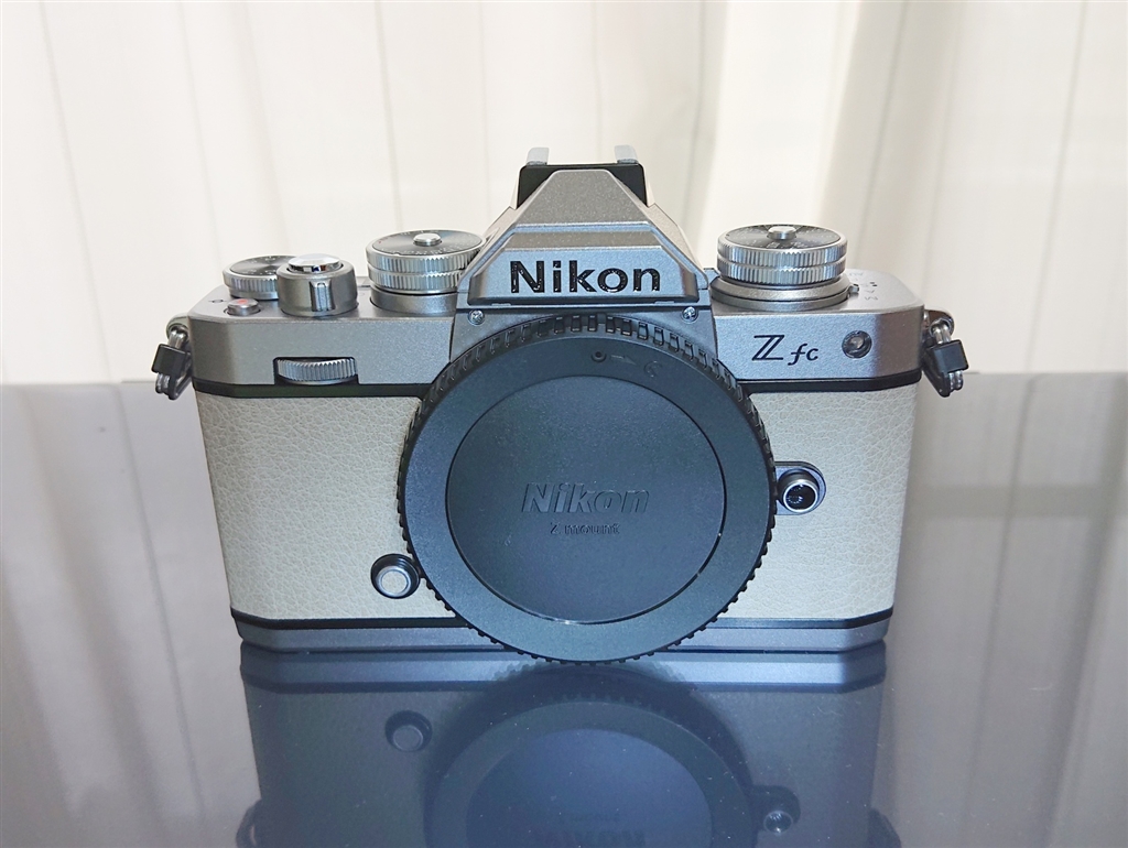 Nikon Z fc サンドベージュ　必ず説明文を確認してください。 Zfc - 概要 | ミラーレスカメラ | ニコン