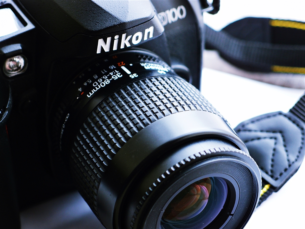 価格.com - 『Nikon D100 & Ai AF Zoom Nikkor 35-80mm F4-5.6D』 中古レンズ