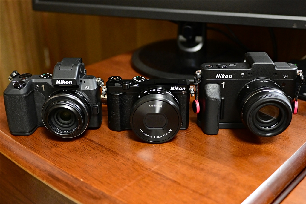 価格.com - 『Nikon1 3台になりました』ニコン 1 NIKKOR VR 10-30mm f/3.5-5.6 PD-ZOOM