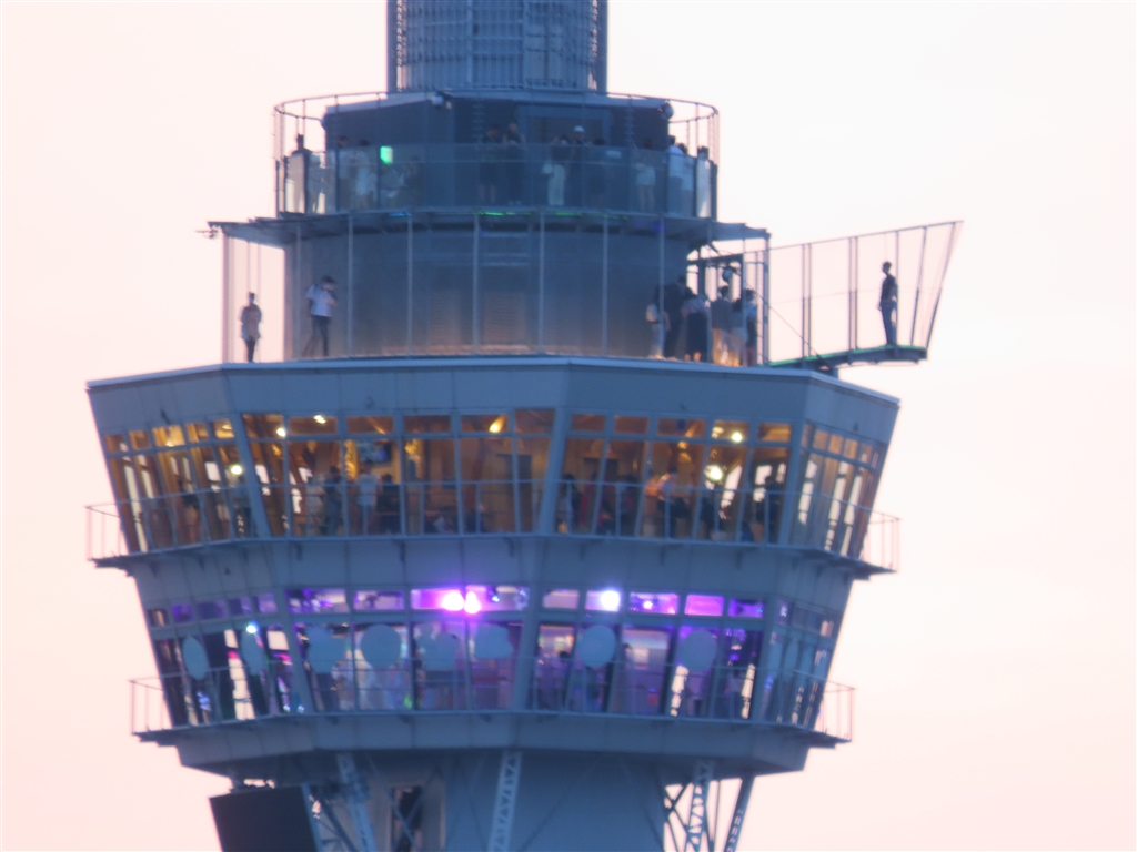 価格.com - 『手ブレ1/8秒(^^;【約1km先】超望遠コンデジSX70HS