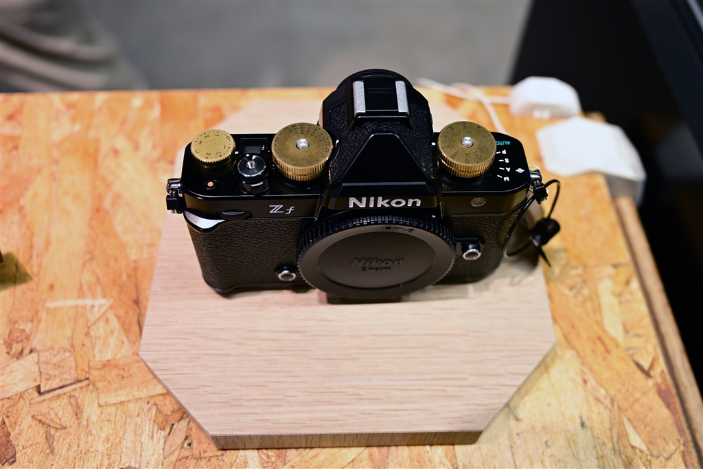 価格.com - 『Zfcはアルミでしたが真鍮にしたようです クリック感は