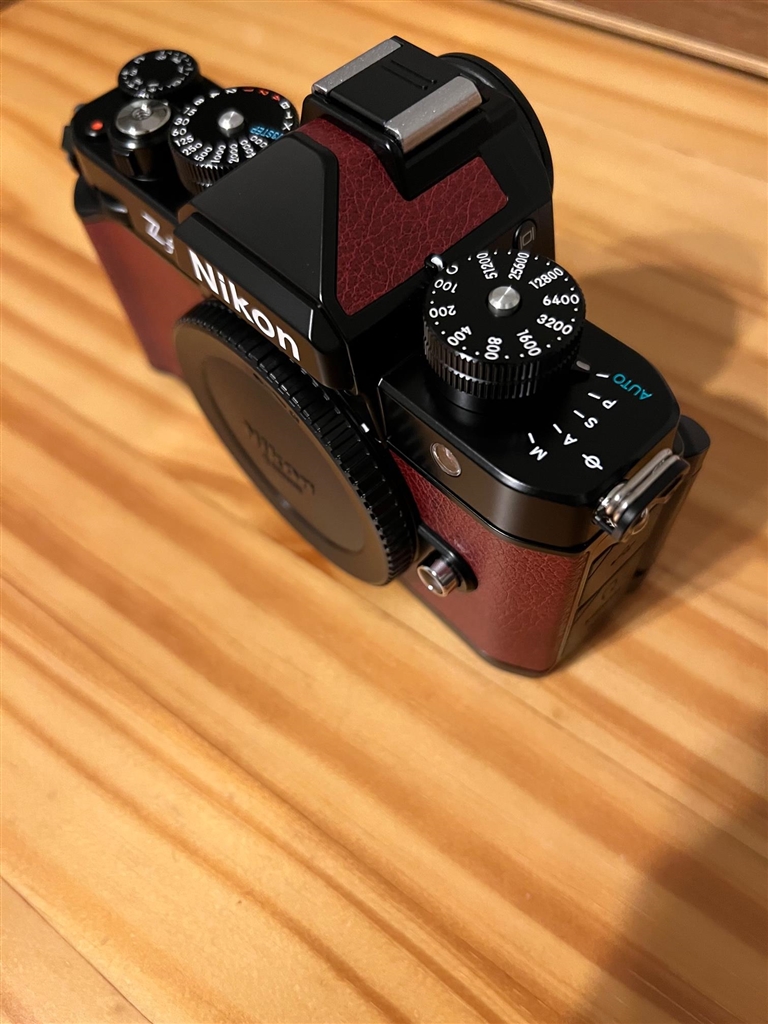 価格.com - 『ニコンダイレクト張替え（ボルドー）』ニコン Z f ボディ