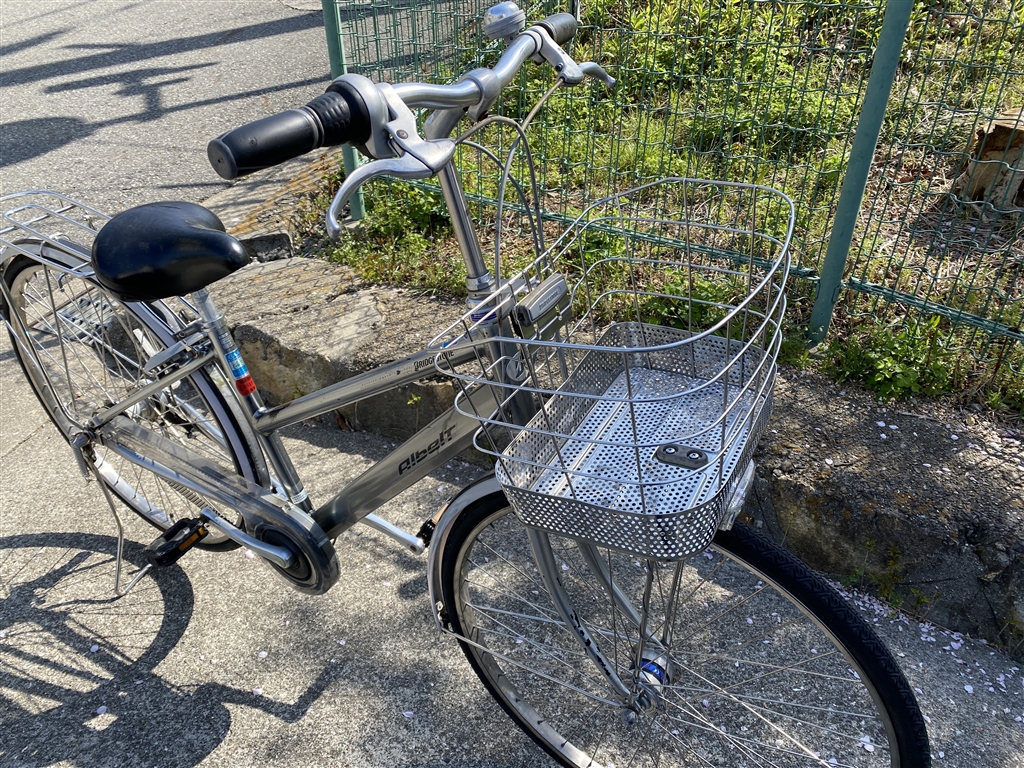 価格.com - 『ステンレスの丈夫な前かごは重い荷物にも負けずにビク