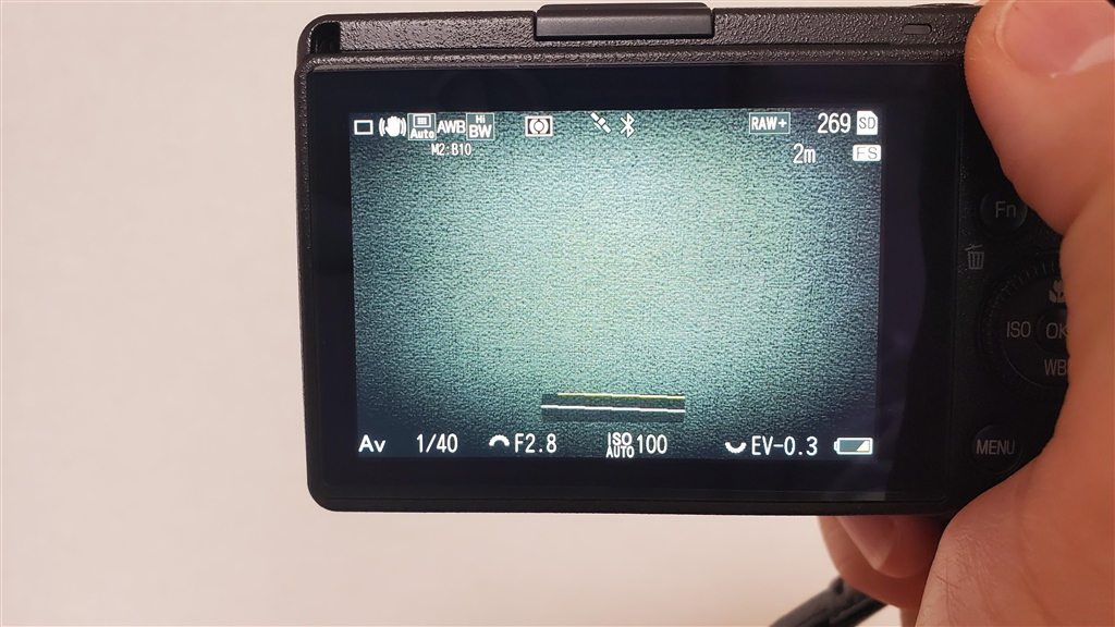 価格.com - 『露出が中央から明るくなり、周辺が暗くなる』リコー