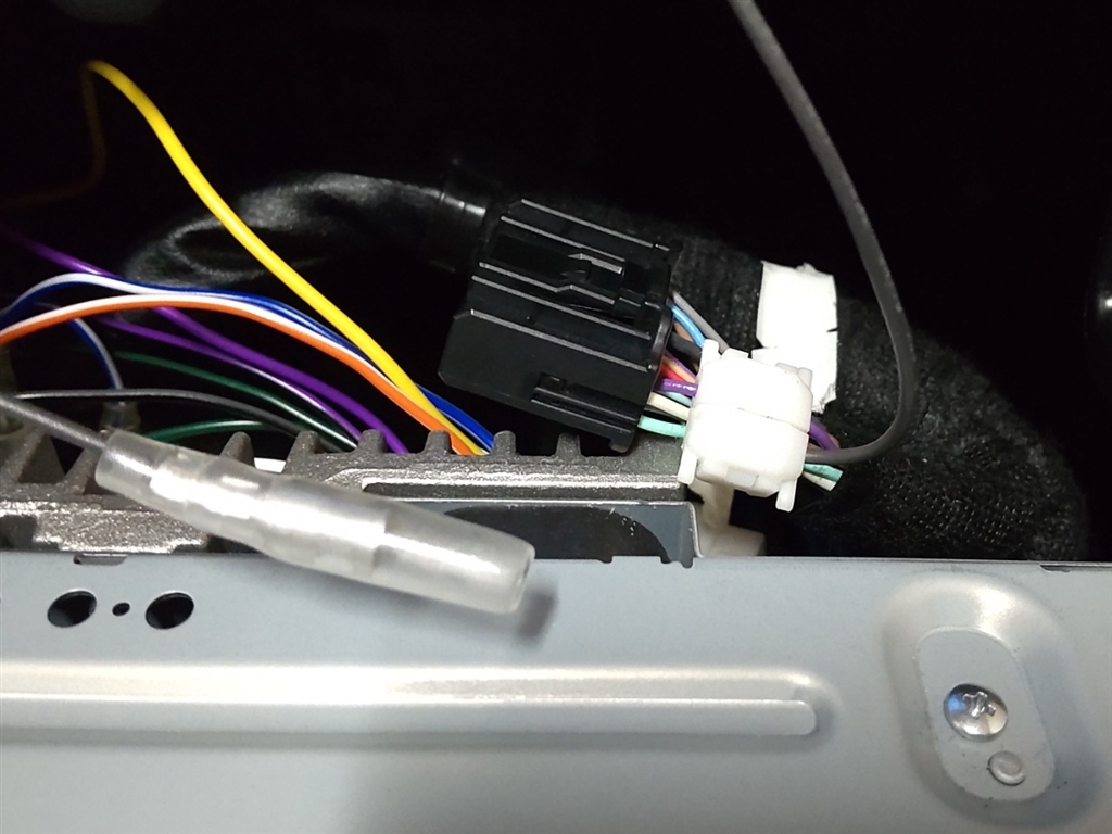 価格.com - 『リバース信号の取り出し。線が細いので一番小さな