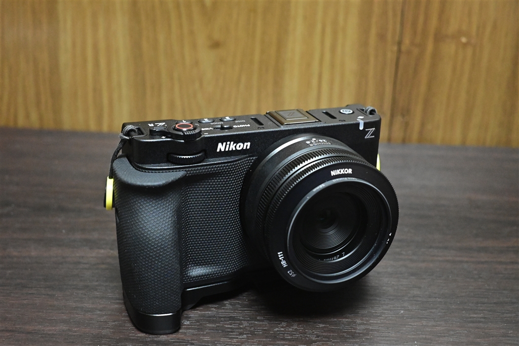 価格.com - 『Nikonのパンケーキレンズはデザインがいまいち』VILTROX