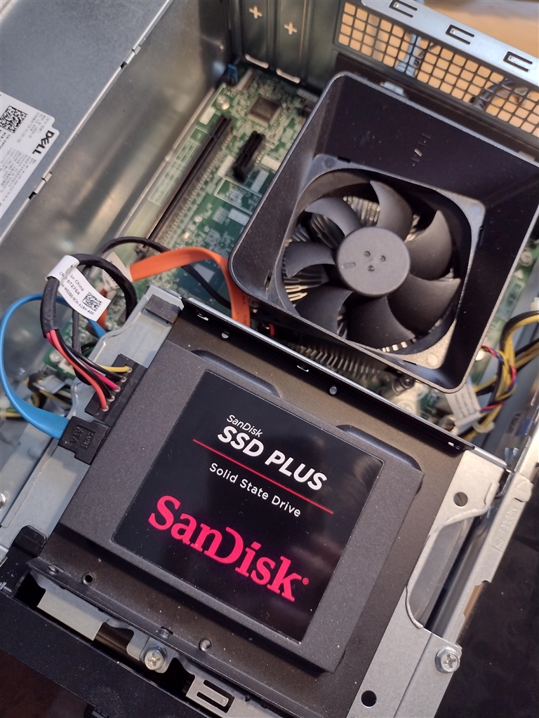 価格.com - 『仮置きのSSD』Dell Vostro 3471 スモールシャーシ