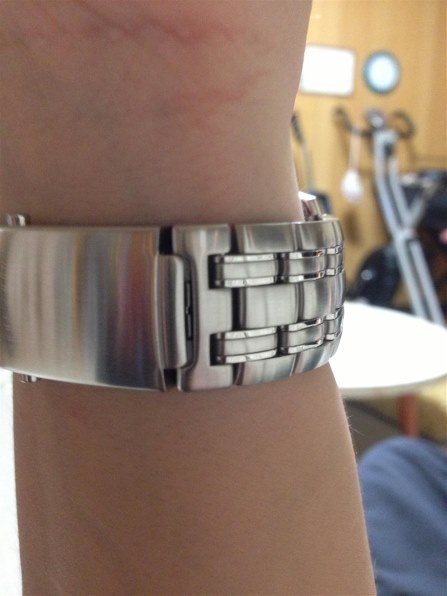 【なつめ】 オメガ 2220.80 シーマスター 300m クロノメーター 自動巻き（ブルー