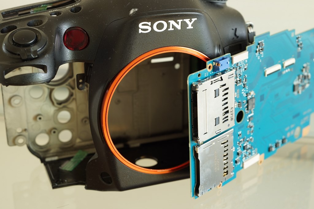 α99復活 ・・・修理しただけですけど。』 SONY α99 SLT-A99V α99復活 ・・・修理しただけですけど。』 SONY α99 SLT-A99V