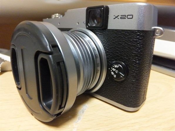 FUJIFILM  X20  極美品　500ショット未満　純正フード、ケースも有 FUJIFILM X20 極美品 500ショット未満 純正フード、ケースも有