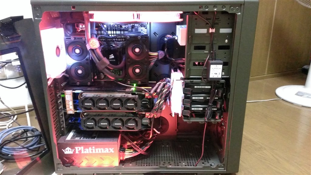 ケース天井 ケース底面 ファン フロー構成』 Corsair Vengeance C70 の