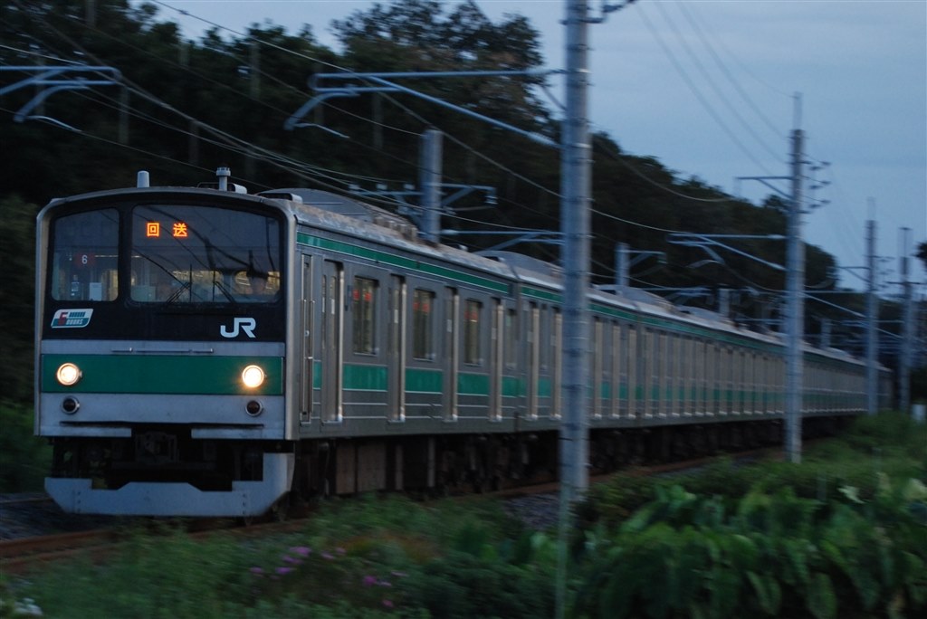 電車を撮ると虹の輪が…』 シグマ 70-300mm F4-5.6 DG MACRO (ﾆｺﾝ