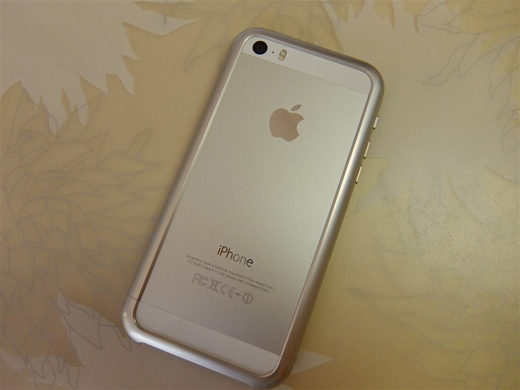 SQUAIRカービシャスバンパーを買ってみました。』 Apple iPhone 5s 