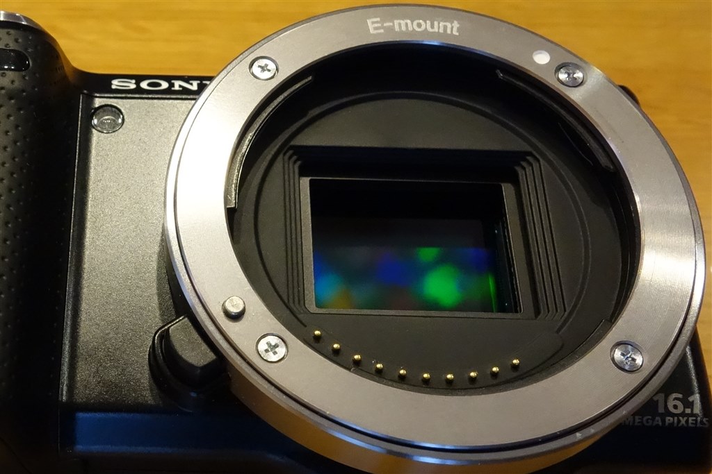 ボディ側のマウントがプラスチック』 SONY α7 ILCE-7K ズームレンズ