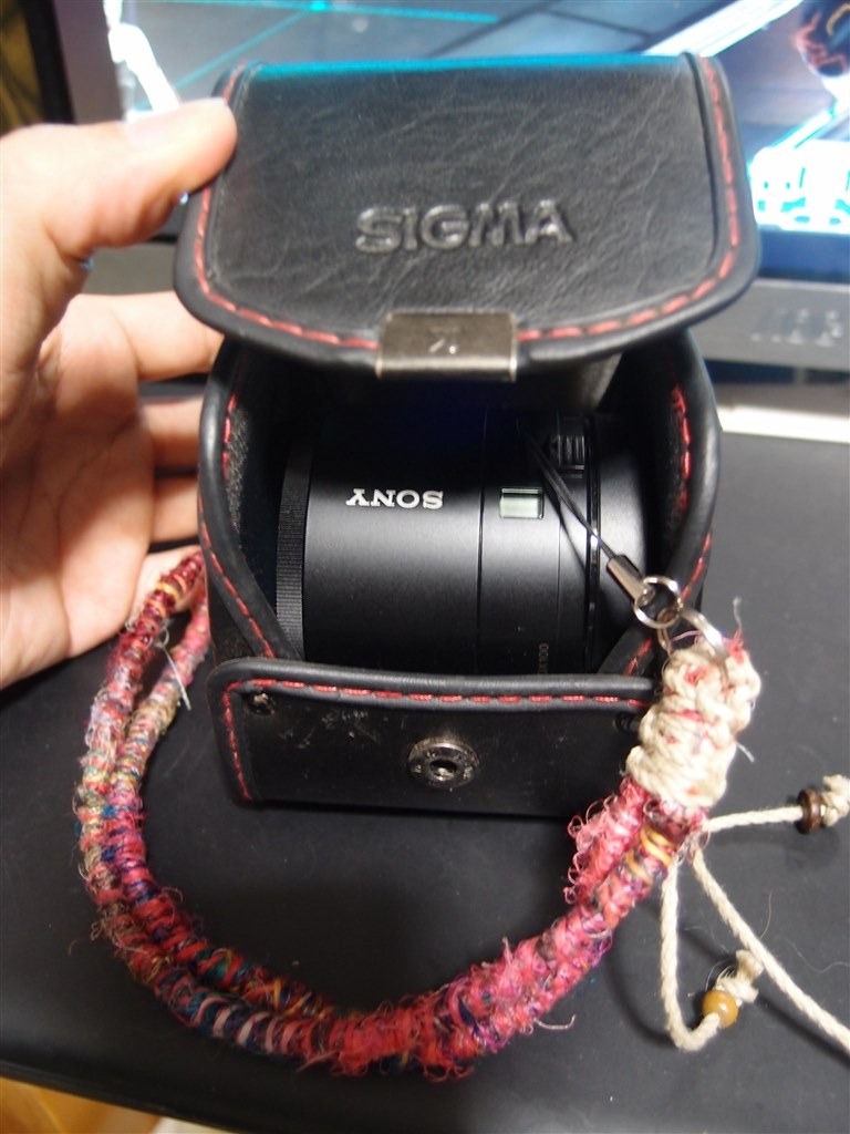 SONY DSC-QX100 ＋ 純正ケース 皆さんケースはどうしてます？』 SONY サイバーショット DSC-QX100 の