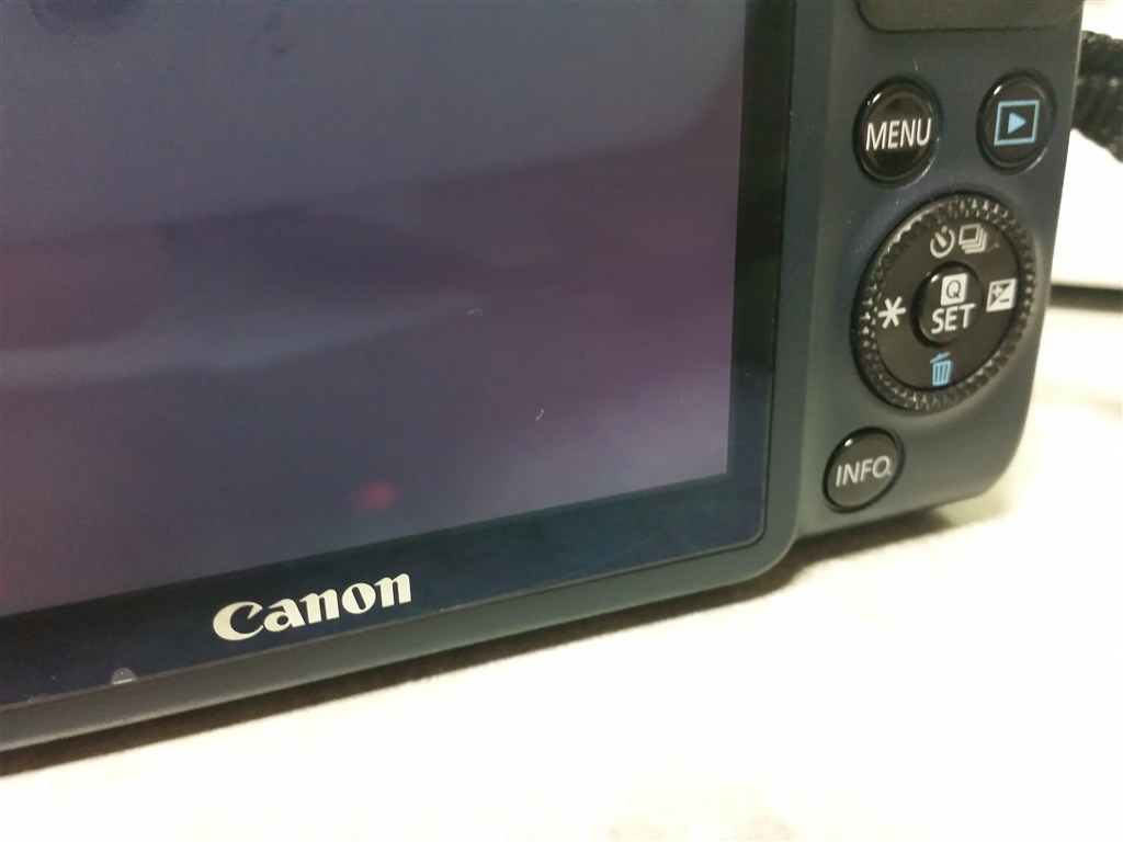 液晶に赤い点』 CANON EOS M ダブルレンズキット のクチコミ掲示板