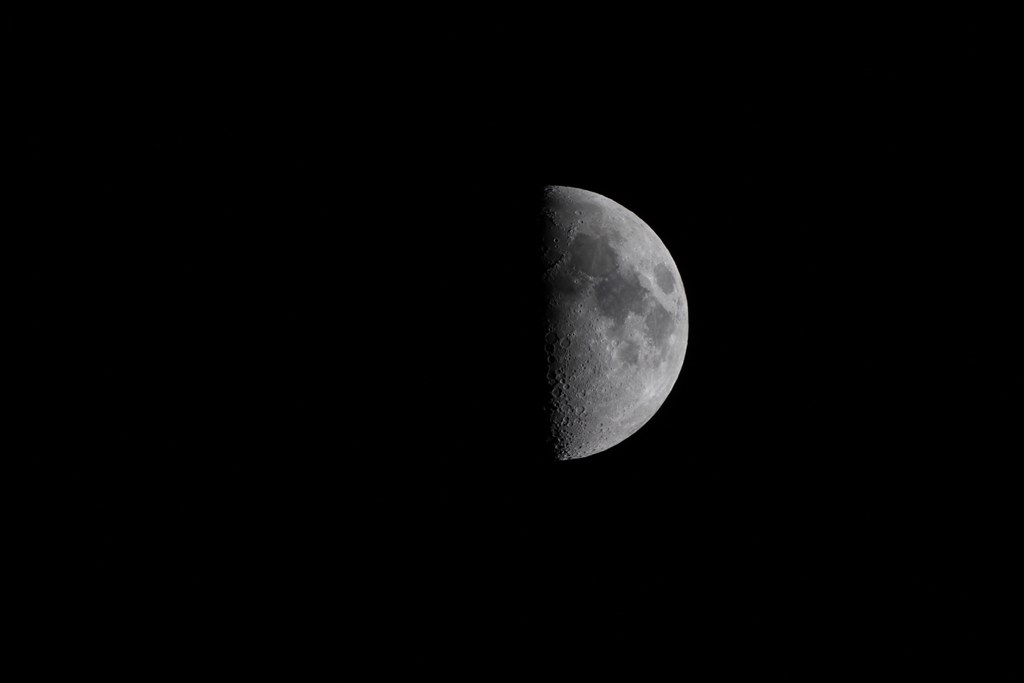 ❤迫力満点❤Canon Kiss X5 超望遠ズームで月もバッチリ‼️ 初