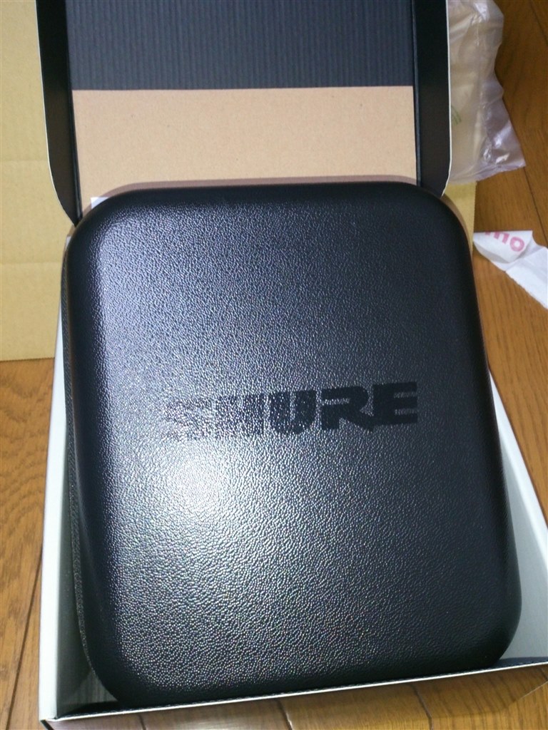 ちょっとポータブルには不向きな感も』 SHURE SRH1540 の ちょっとポータブルには不向きな感も』 SHURE SRH1540 の