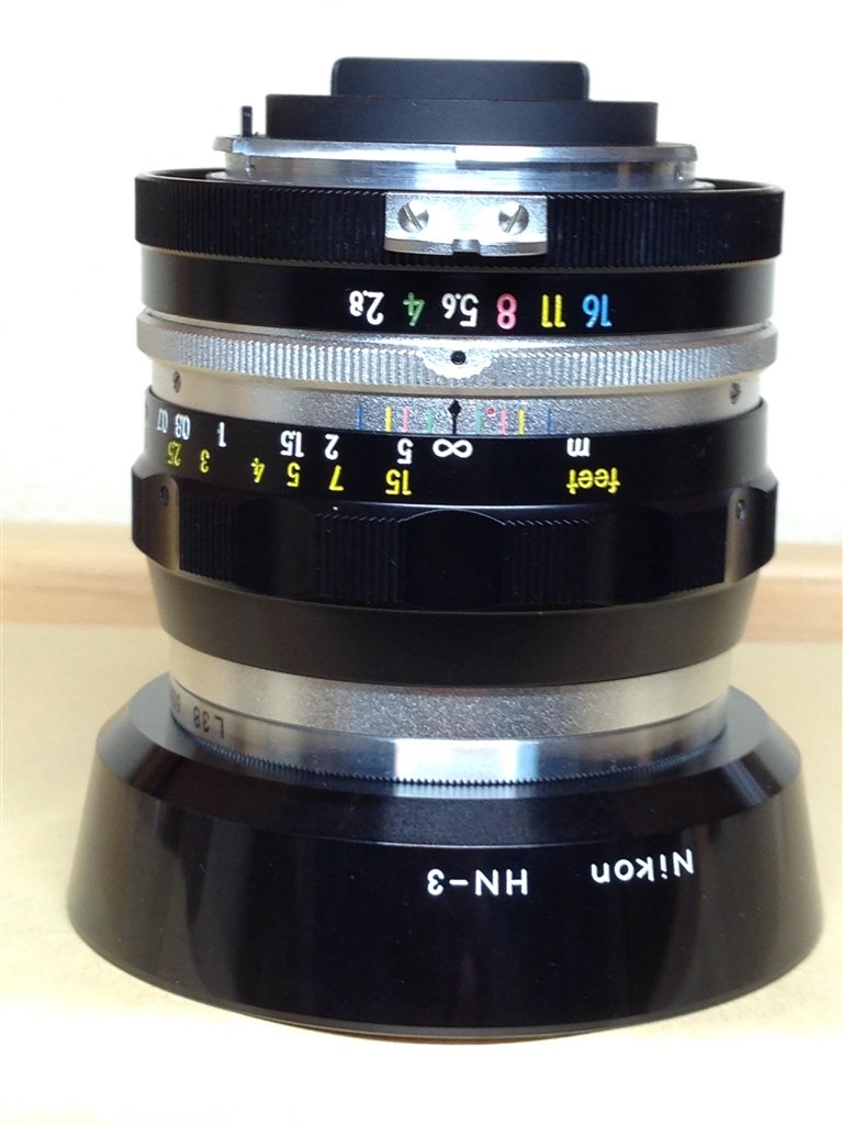 Nikon NIKKOR-H Auto 28mm F3.5 非Ai カニ爪付 Nikon NIKKOR-H Auto 28mm f/3.5 Ai Review