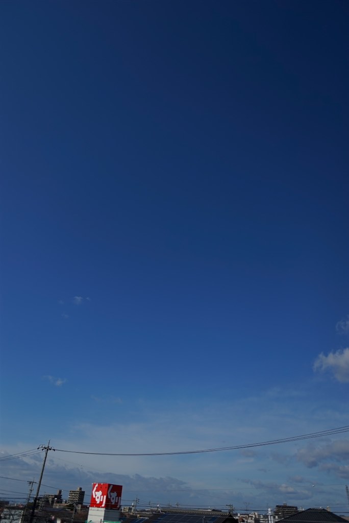 青空に縞模様が出ませんか？』 SONY α7R ILCE-7R ボディ の