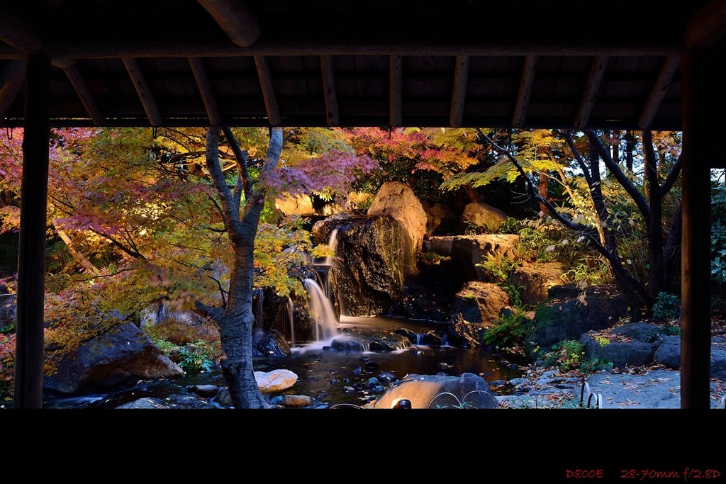 このレンズで夜景撮影】』 ニコン AI AF-S Zoom Nikkor ED 28 このレンズで夜景撮影】』 ニコン AI AF-S Zoom Nikkor ED 28