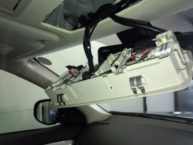 ダウンライトを消灯できないかの質問です 三菱 アウトランダーphev 13年モデル のクチコミ掲示板 価格 Com