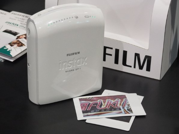 富士フイルム instax mini 90 チェキ ネオクラシック [ブラウン 富士フイルム instax mini 90 チェキ ネオクラシック [ブラウン