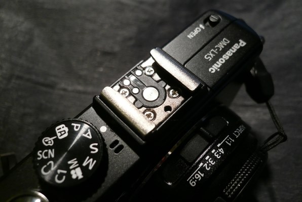 LUMIX DMC-LX5 背面液晶に不具合あり LUMIX DMC-LX5 背面液晶に不具合あり - メルカリ