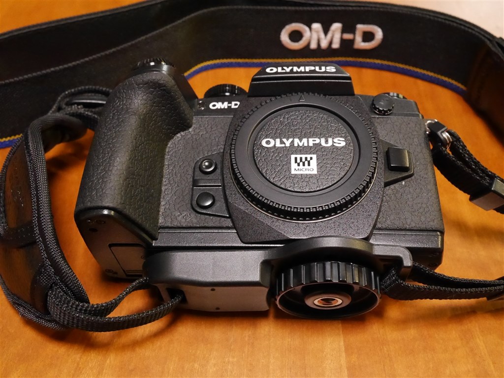 おすすめハンドストラップ グリップストラップ はありますか オリンパス Olympus Om D E M1 12 40mm F2 8 レンズキット のクチコミ掲示板 価格 Com