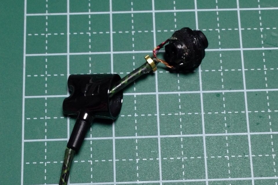 修理費4万5千円』 ゼンハイザー IE 800 のクチコミ掲示板 - 価格.com