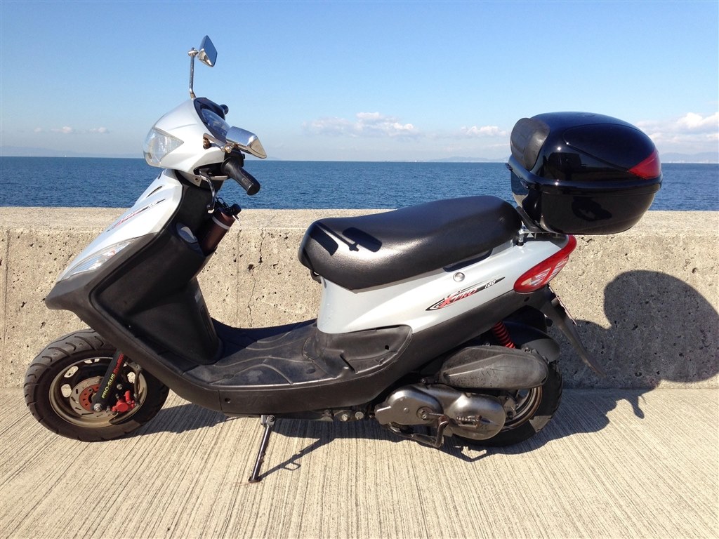 リアキャリアとリアボックスの取り付け？』 SYM X'pro100 のクチコミ