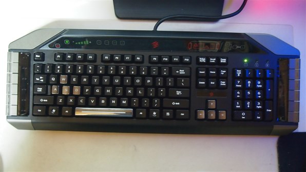 CYBORG MC-V7　ゲーミングキーボード